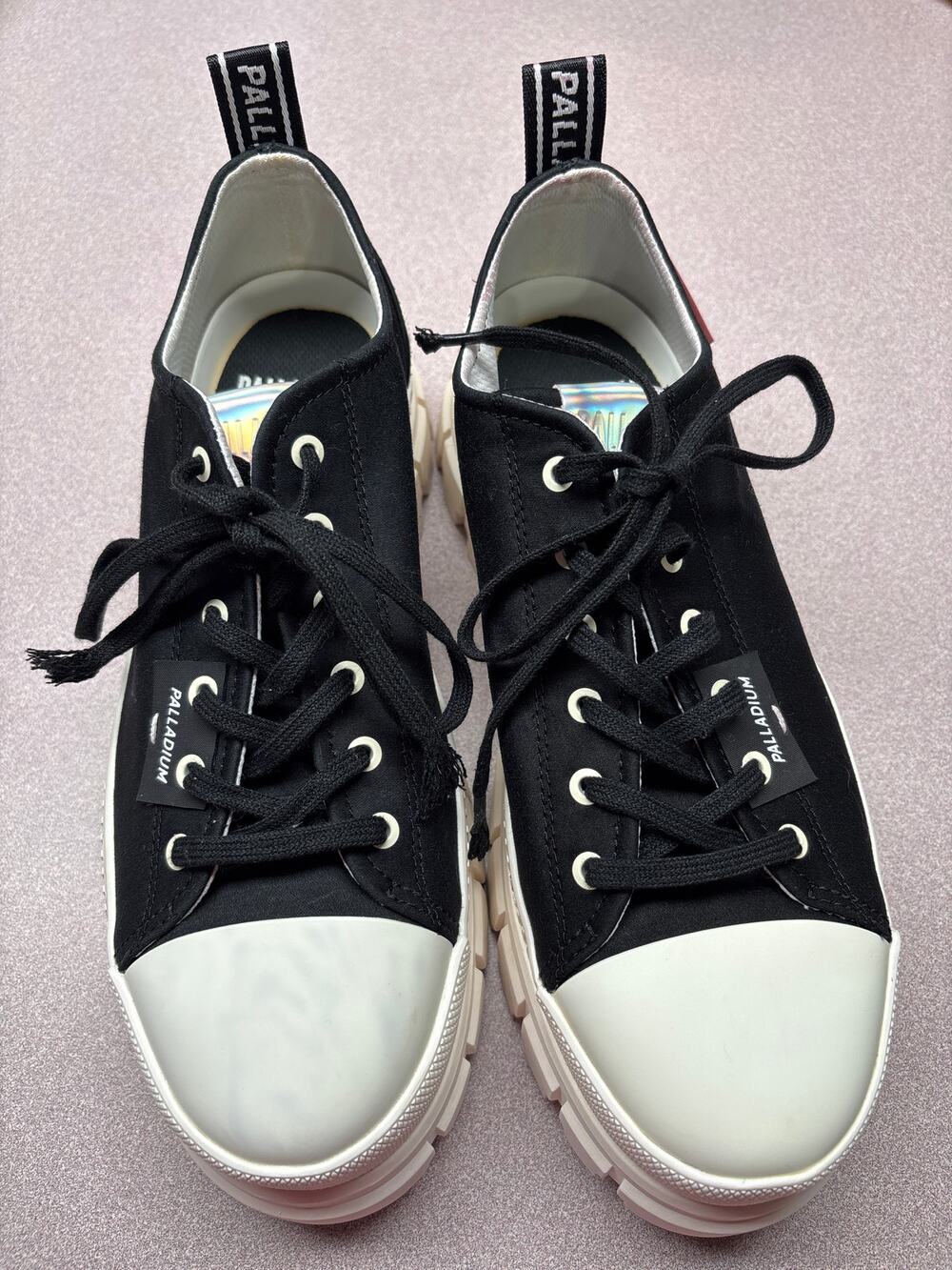 Palladium Revolt Lo TX Black White Platform Sneakers Size 10